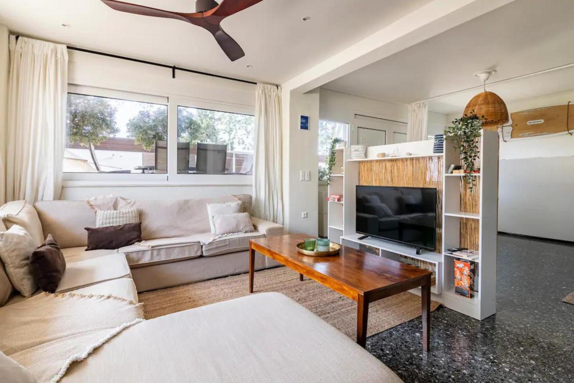 Rafia Loft Loutraki, Garden & Pool Table - Beach Экстерьер фото